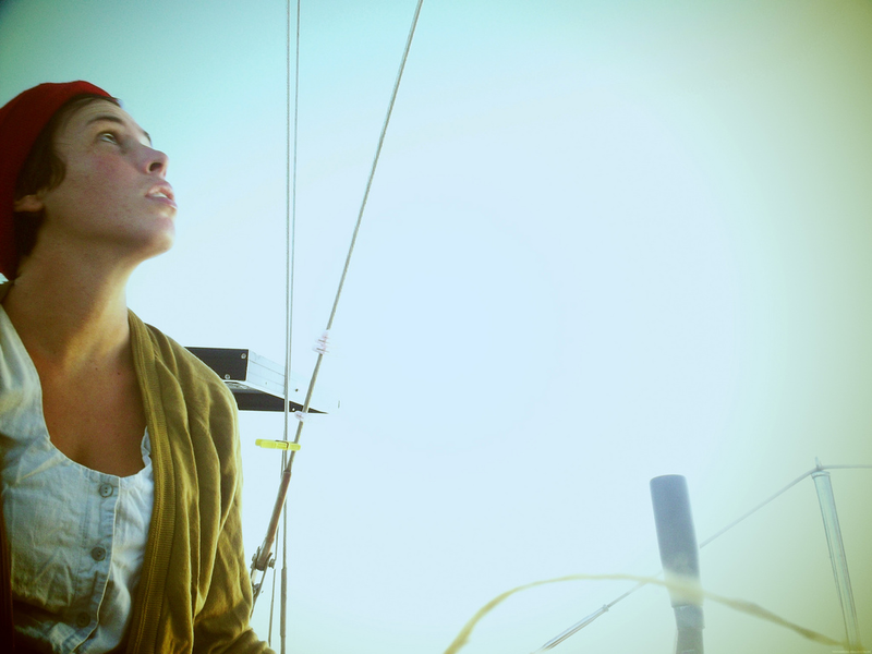 Illustration for article titled Meet The 29-Year-Old Woman Sailing Around The World Solo